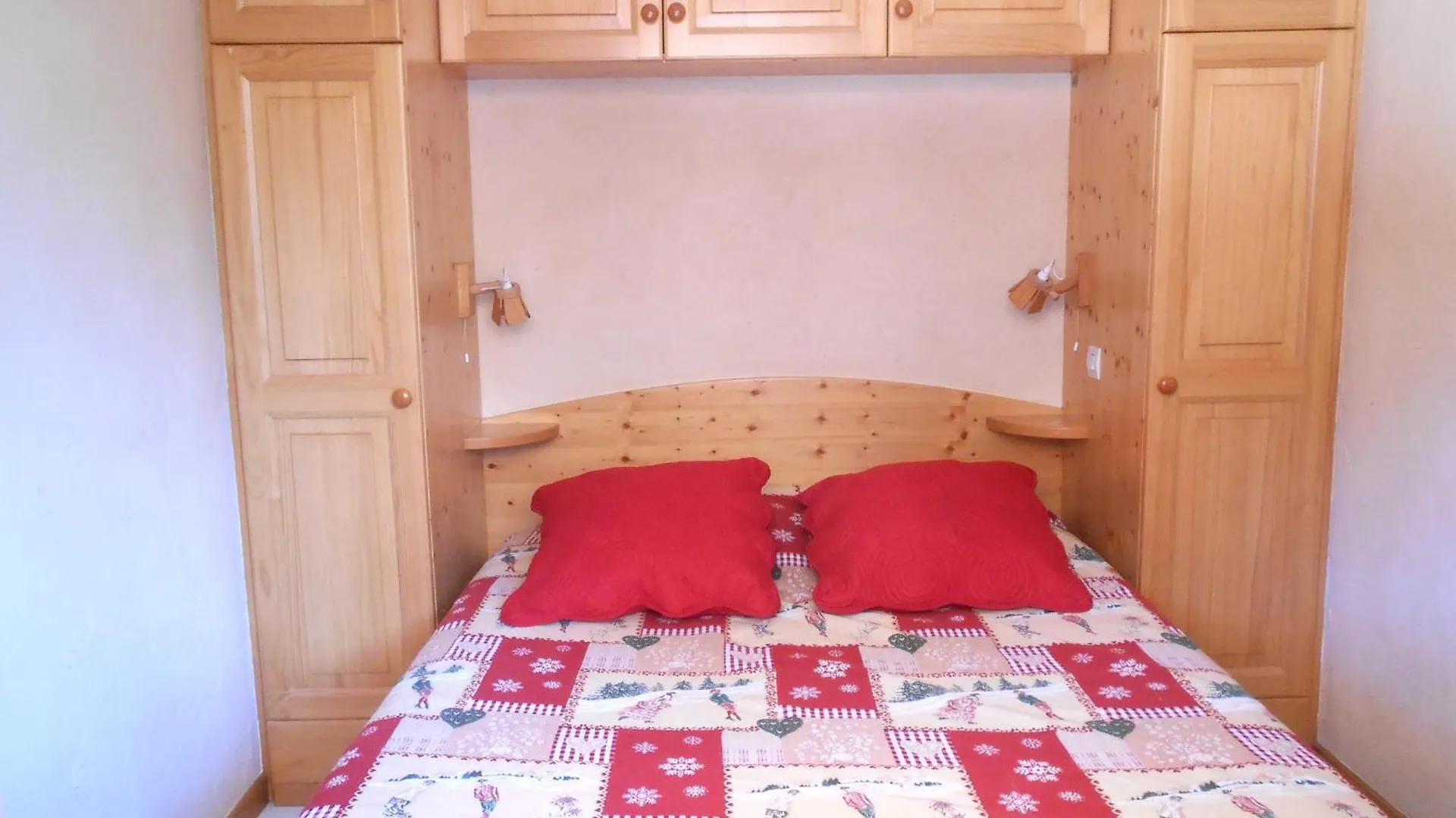 Studio Cosy Avec Terrasse Au Centre Du Grand-Bornand, Proche Des Pistes Et Commerces - Fr-1-467-83 Le Grand-Bornand